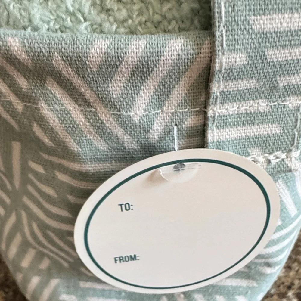 NEW Small Mint Green Gift Basket - 2 pr fuzzy fleece socks, 1 headband & Basket
